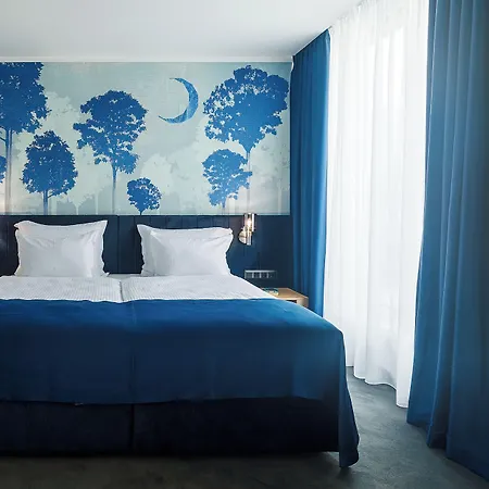 Blue Star Luxury