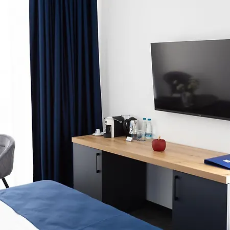 Blue Star Luxury Ξενοδοχείο 4*