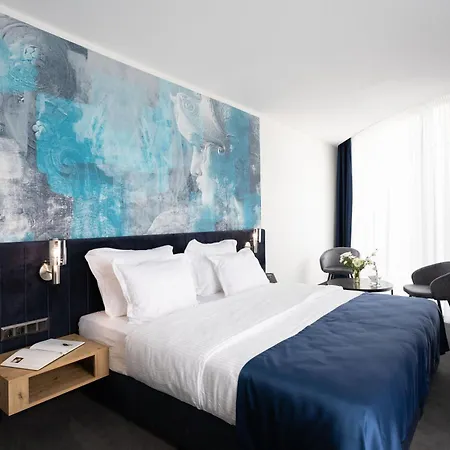 Blue Star Luxury מלון סופיה