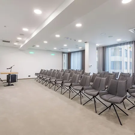מלון Blue Star Luxury 4*