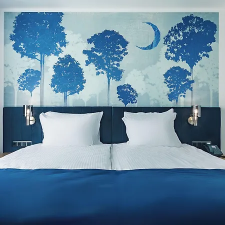 Blue Star Luxury מלון