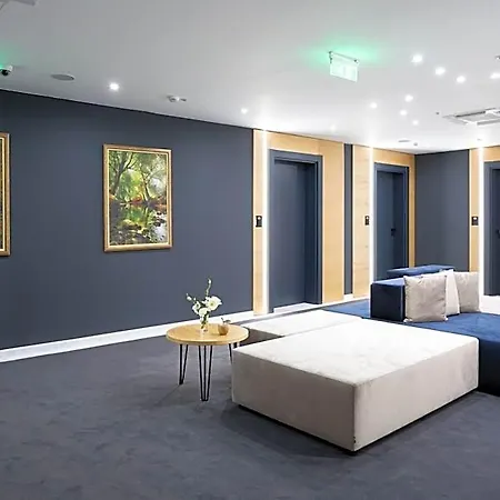 מלון Blue Star Luxury