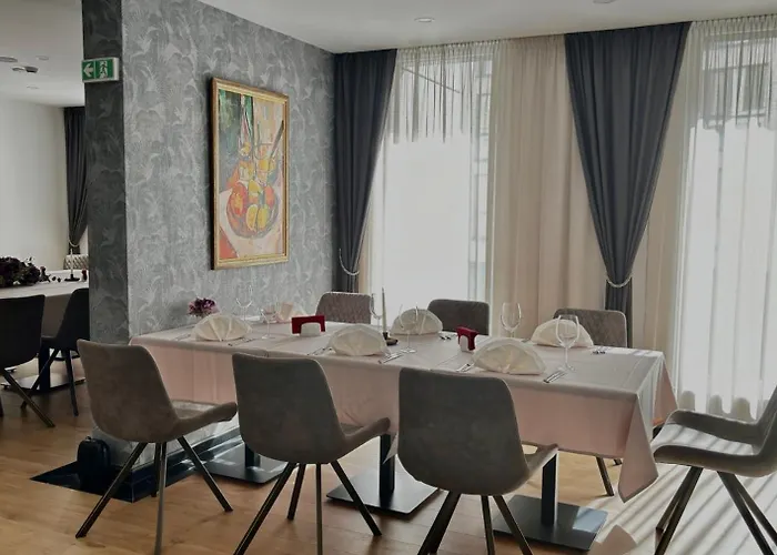 Blue Star Luxury Hotel 4*