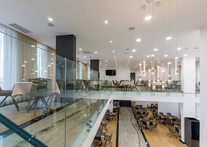 Hotel Blue Star Luxury 4*